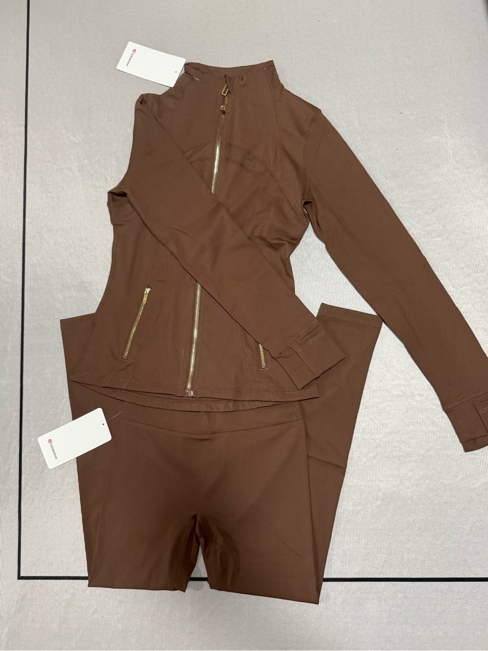 lululemon athletica Chocolate Brown Zip Jacket with Gold Zippers